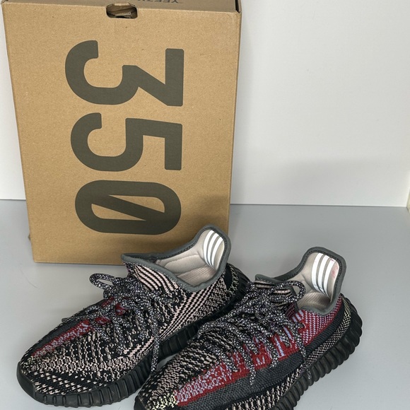 Yeezy Boost 350 V2 'Yecheil Non-Reflective‘Sz 4 - Picture 2 of 8